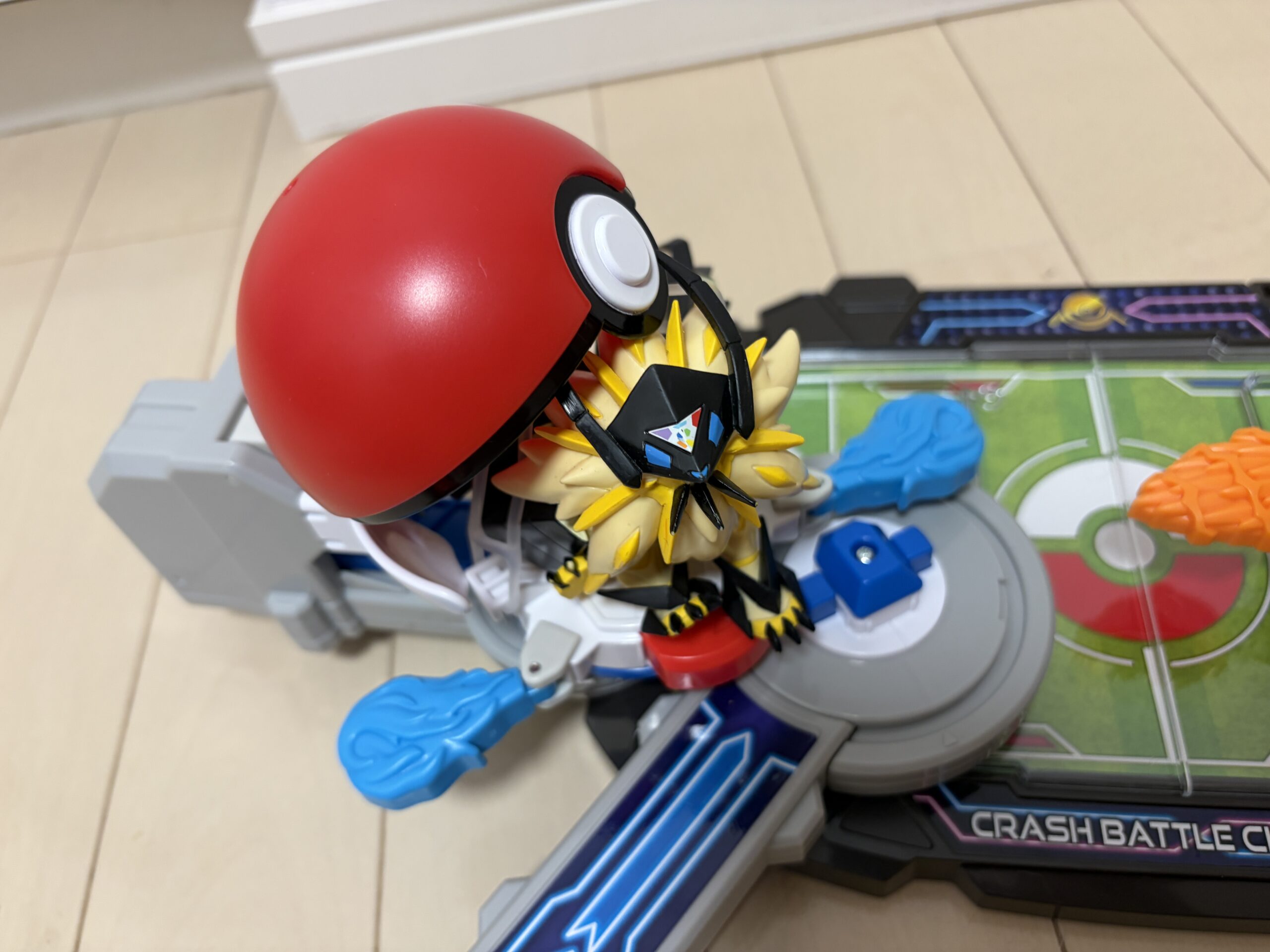 MLシリーズが大きくモンスターボールが閉じない様子