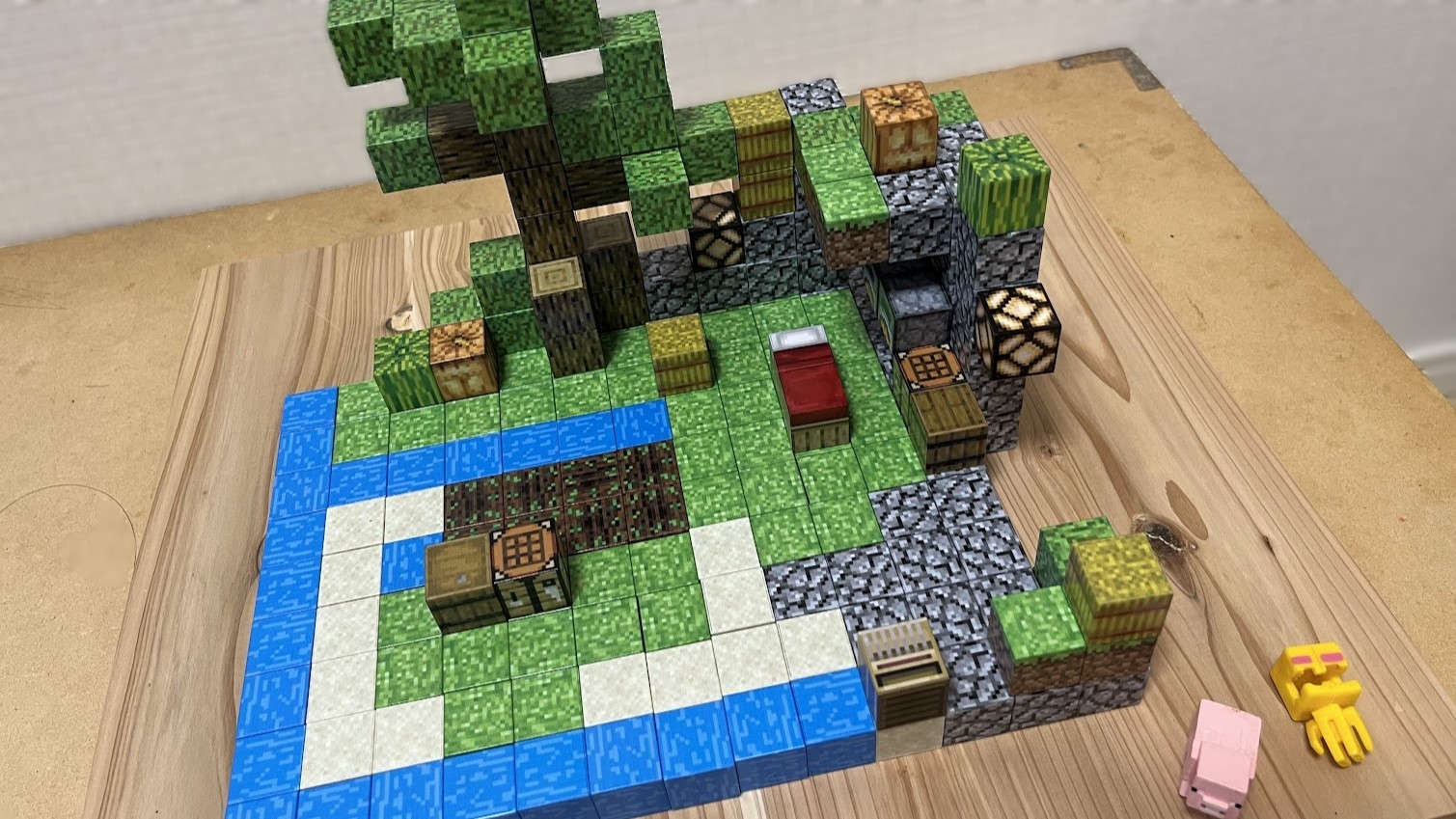 マグネットブロックで作った木と家のある景色